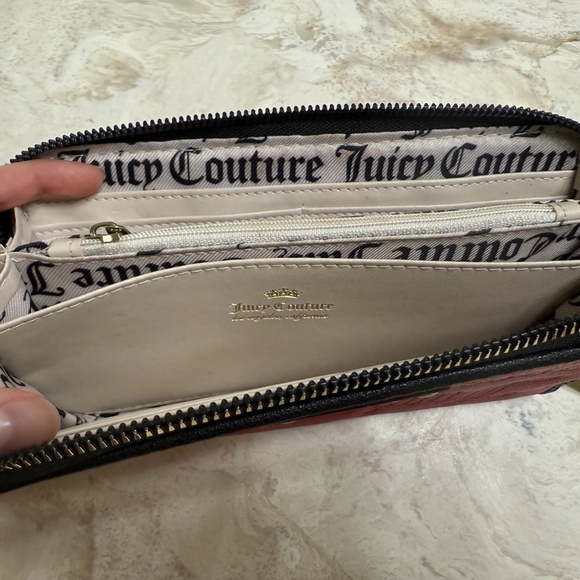 Juicy Couture Clutch - Picture 3 of 6